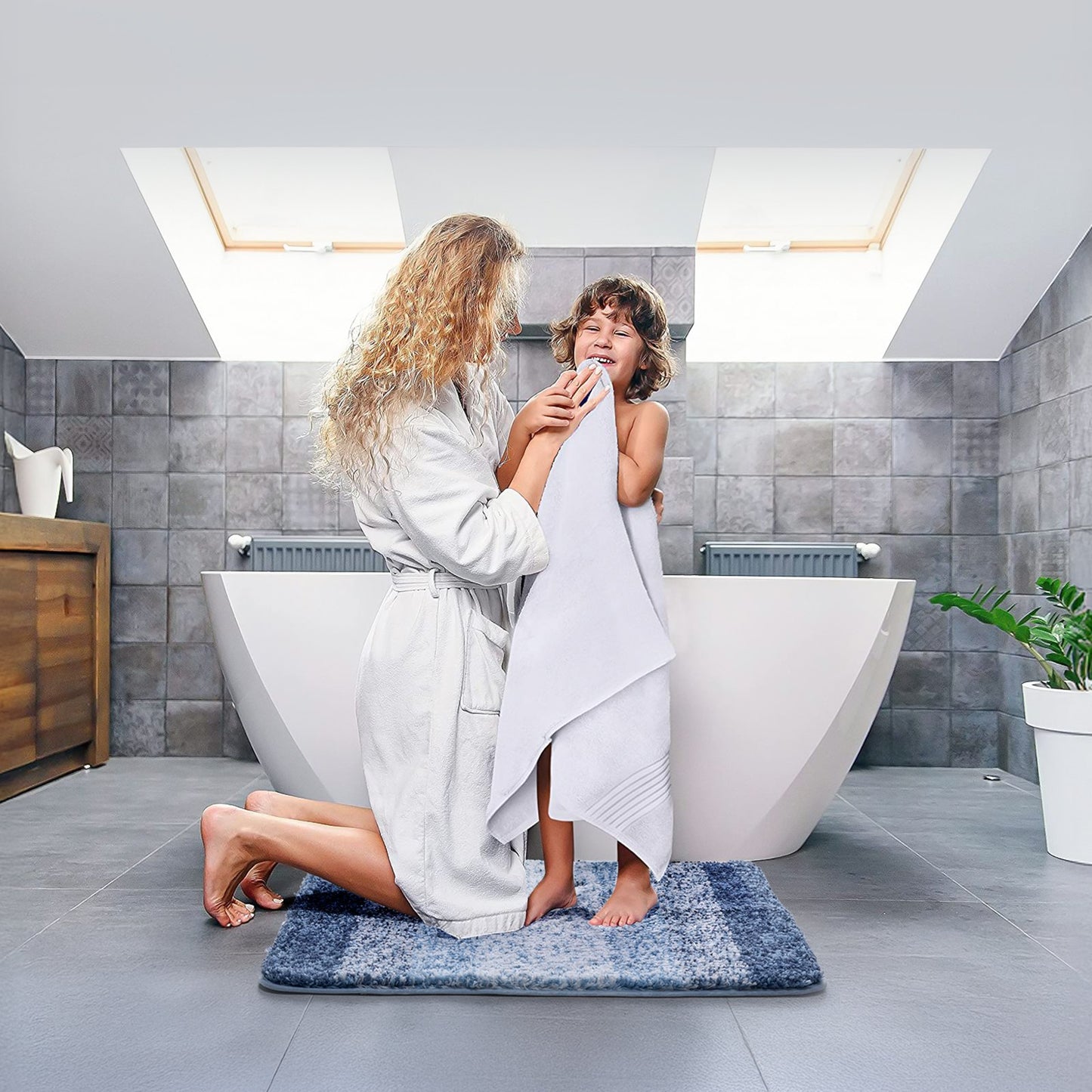 Soft Absorbent Bathroom Rug – additional product view